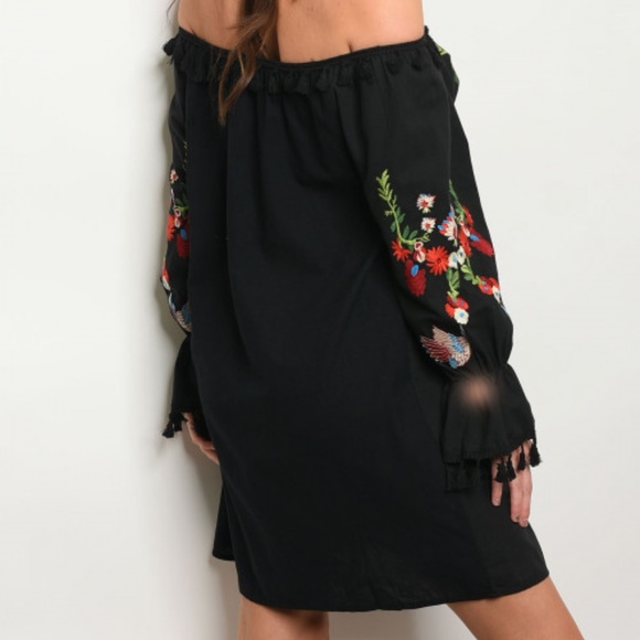 FLOWER EMBROIDERY TUNIC DRESS - Picture 2 of 2